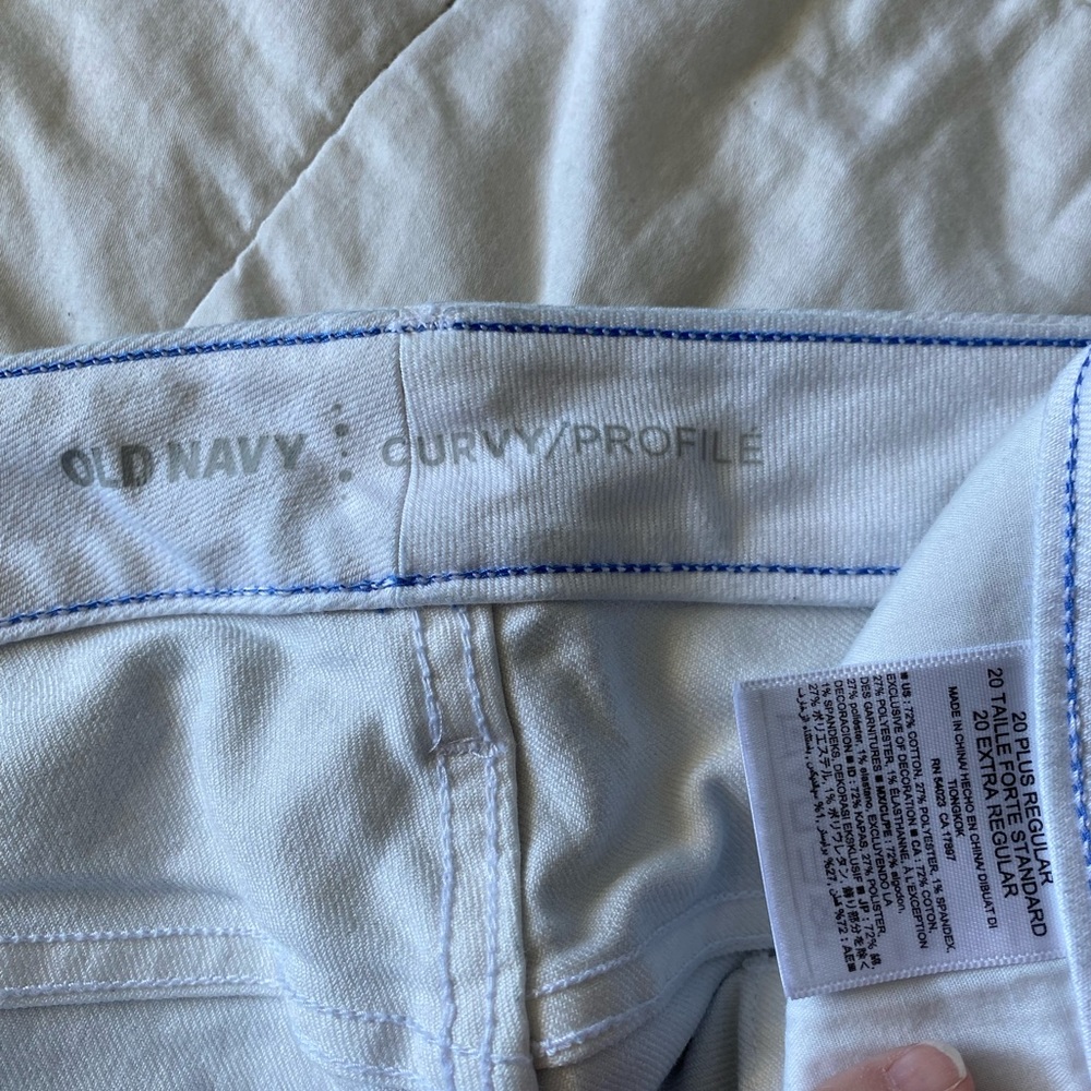 Skinny leg white jeans